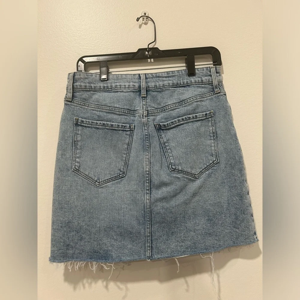 Old Navy denim skirt size 6